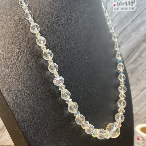 Elegant Crystal Necklace 20 inch Glow  0002 - Picture 14 of 16
